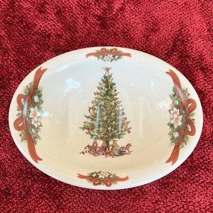 VINTAGE Crown Heritage Christmas Tree Soap Dish